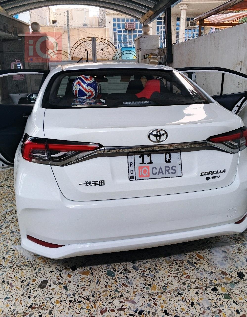 تۆیۆتا کۆرۆلا